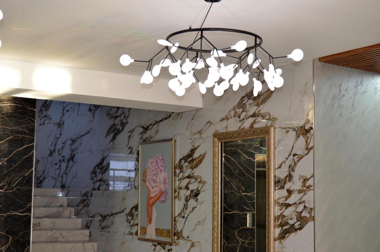 Golden Park Hotel Pavlodar Eksteriør bilde