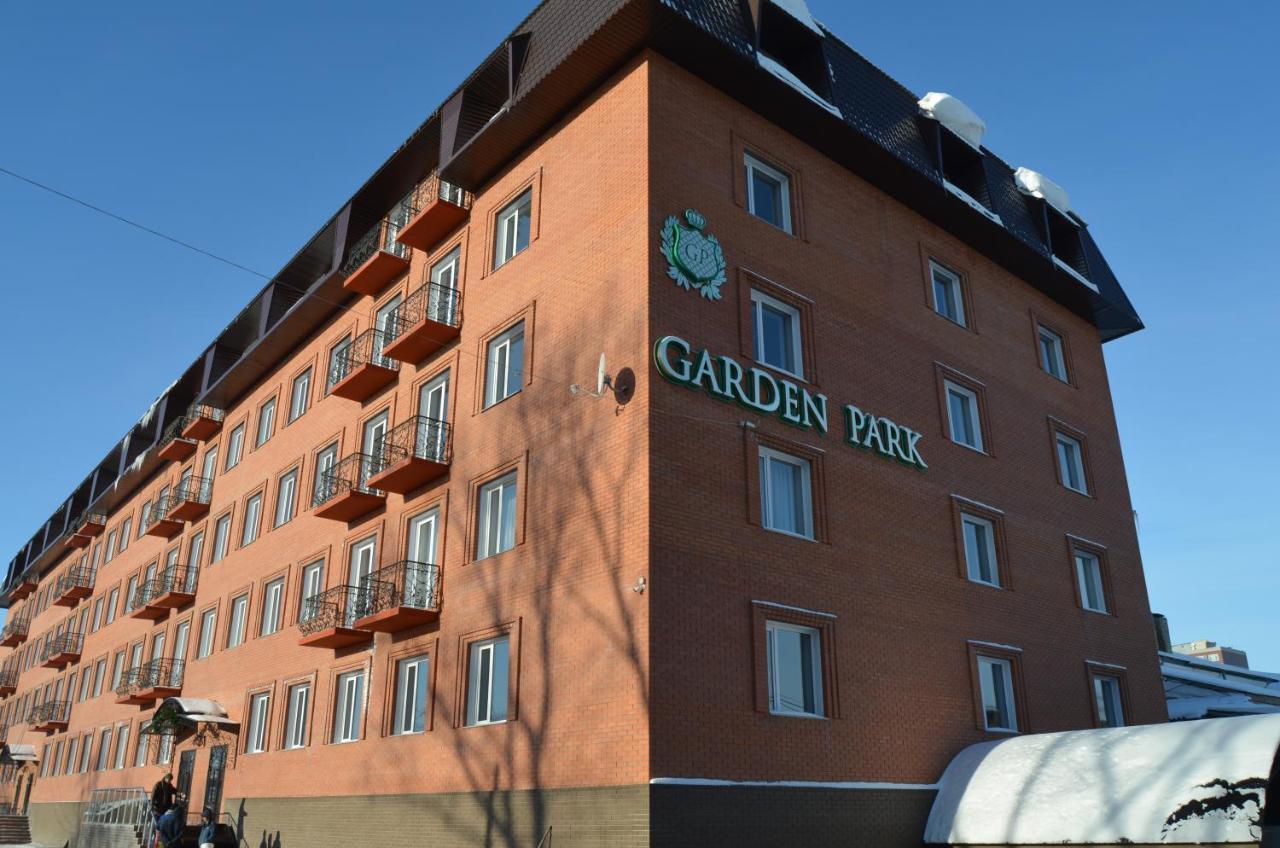 Golden Park Hotel Pavlodar Eksteriør bilde