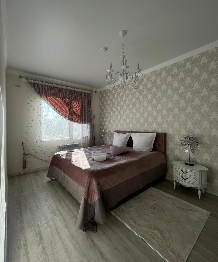 Golden Park Hotel Pavlodar Eksteriør bilde