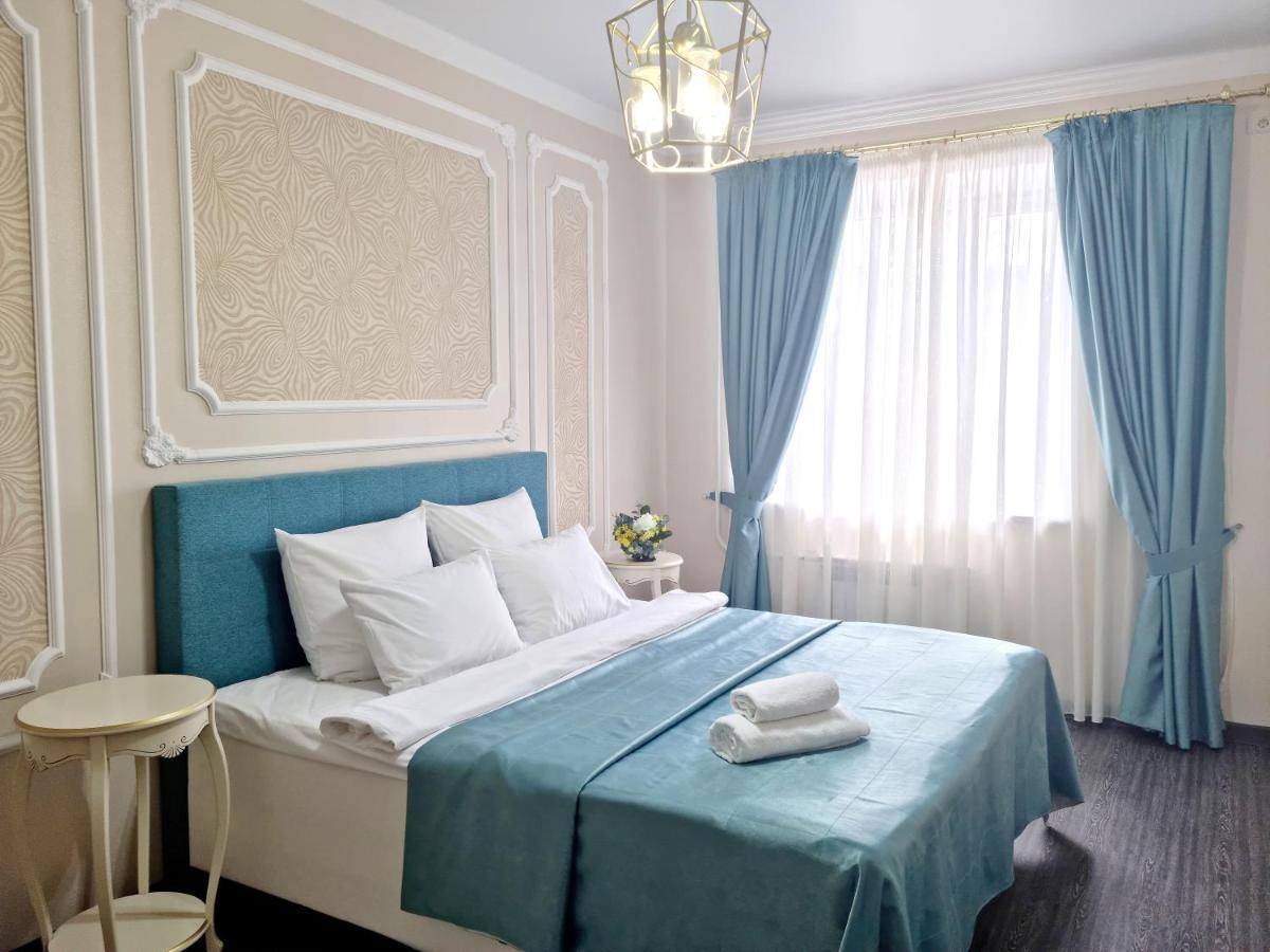 Golden Park Hotel Pavlodar Eksteriør bilde